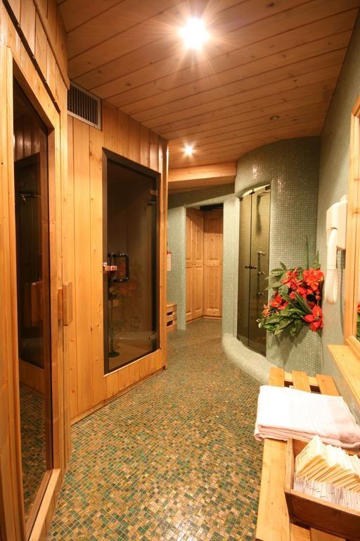 Appartamenti Barisetti Cortina dʼAmpezzo Habitación foto